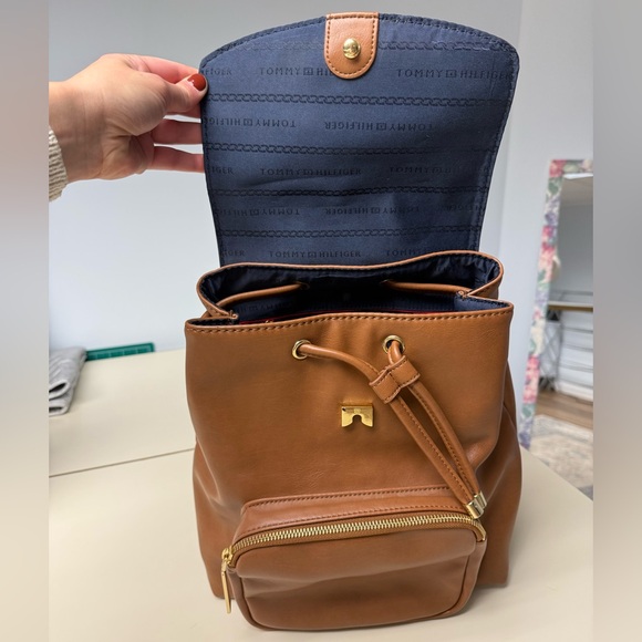 Tommy Hilfiger Tan Leather Backpack with Gold Accents - Picture 8 of 13